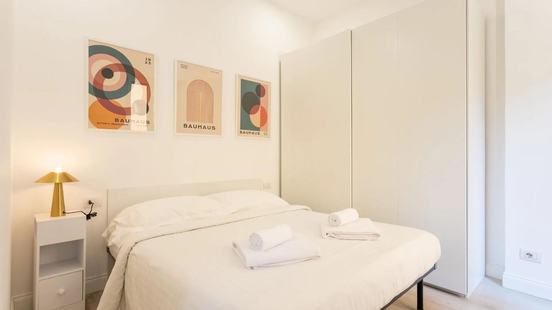 Gorizia Modern One Bedroom Milan Apartment